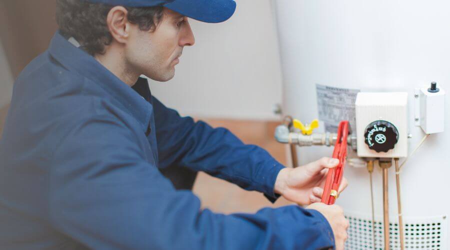Local water heater installation in Richmond Hill, GA